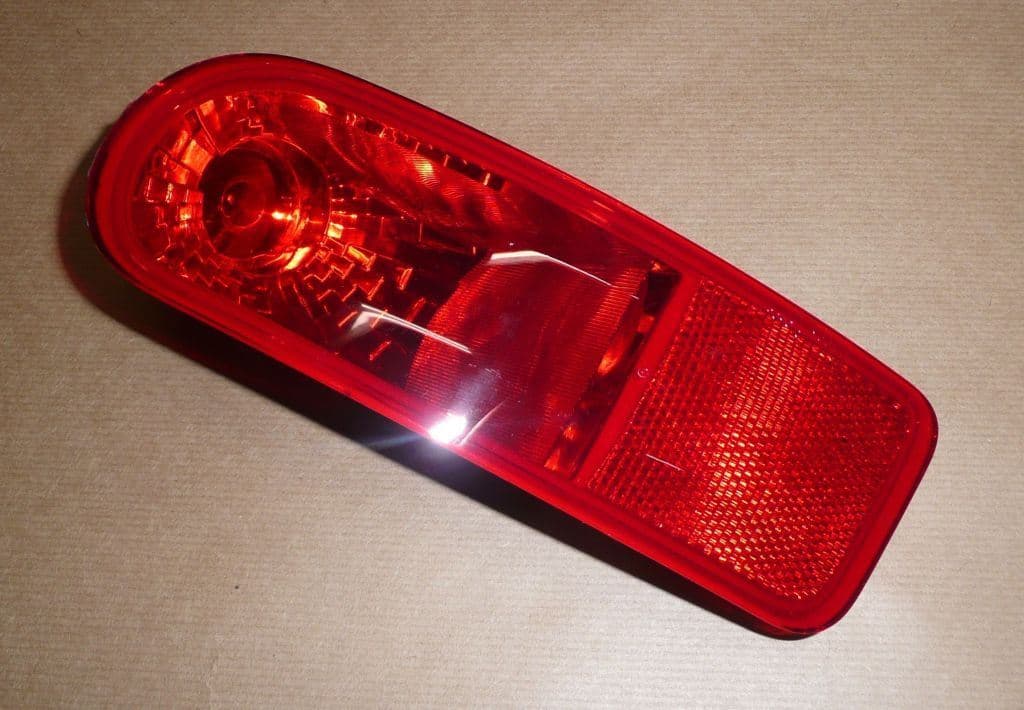 Dimljus - Renault Clio III Kombi Pr, Bak från Autofrance - bild 2