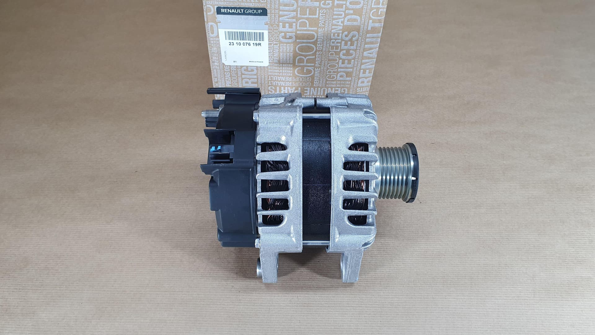 Generator - Renault Master III 2.3DCI från Autofrance