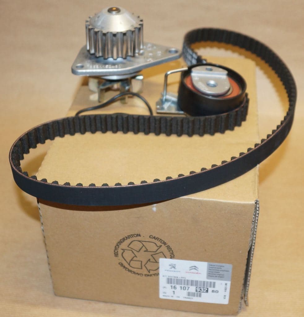 Kamremssats Med Pump - Citroën Berlingo/P206 1.4 från Autofrance