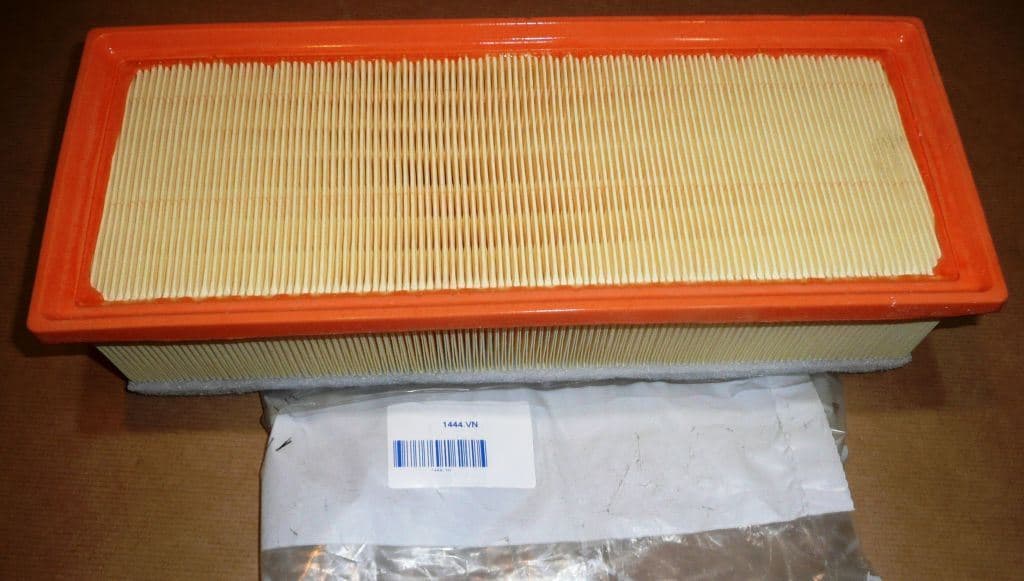 Luftfilter - Citroën C5 II/C6 P 407 2.2HDI från Autofrance