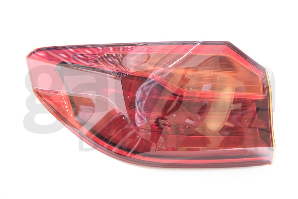 Baklykta yttre vä, LED, sedan